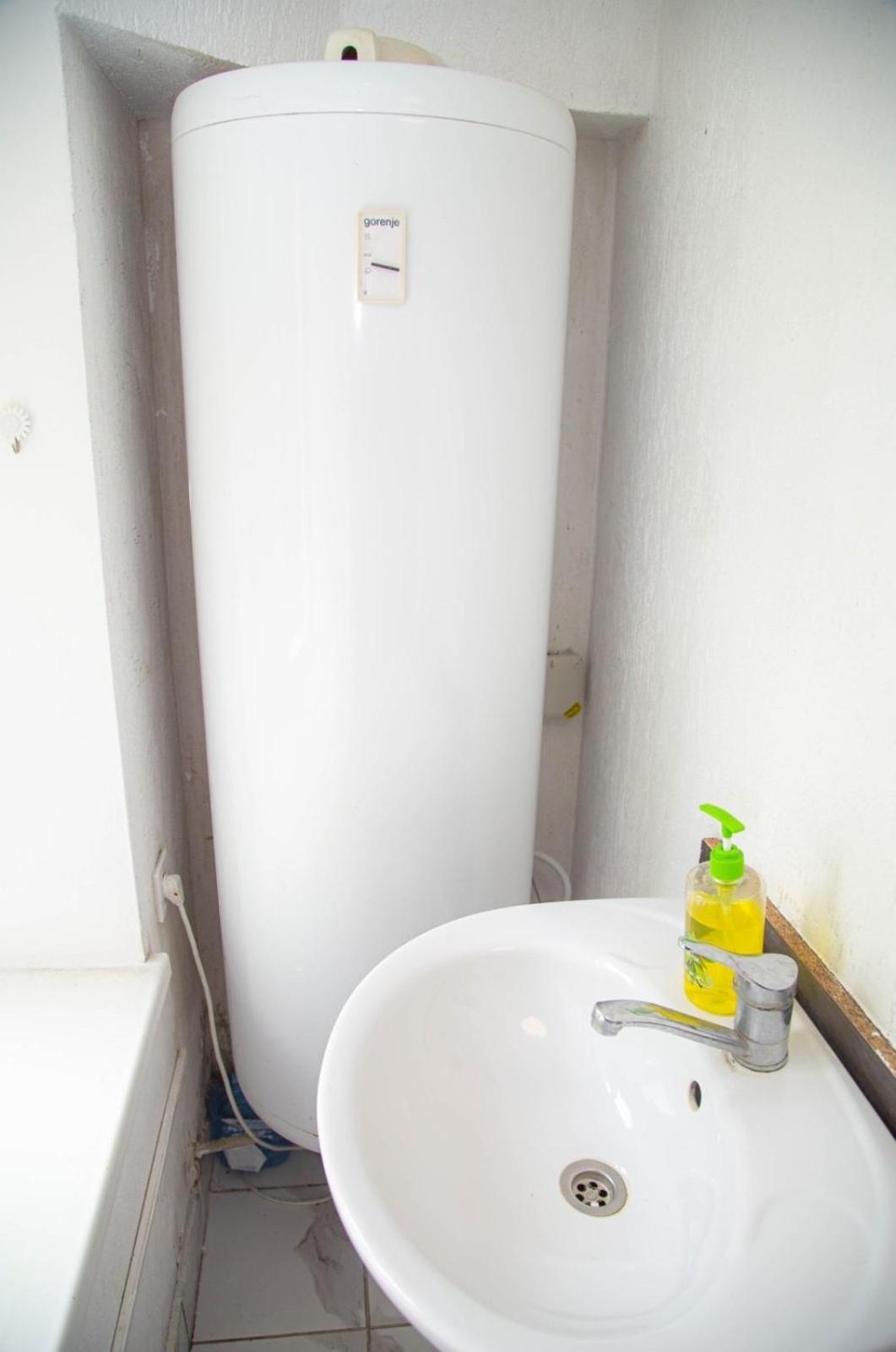 Sun City Hostel 4 キエフ エクステリア 写真